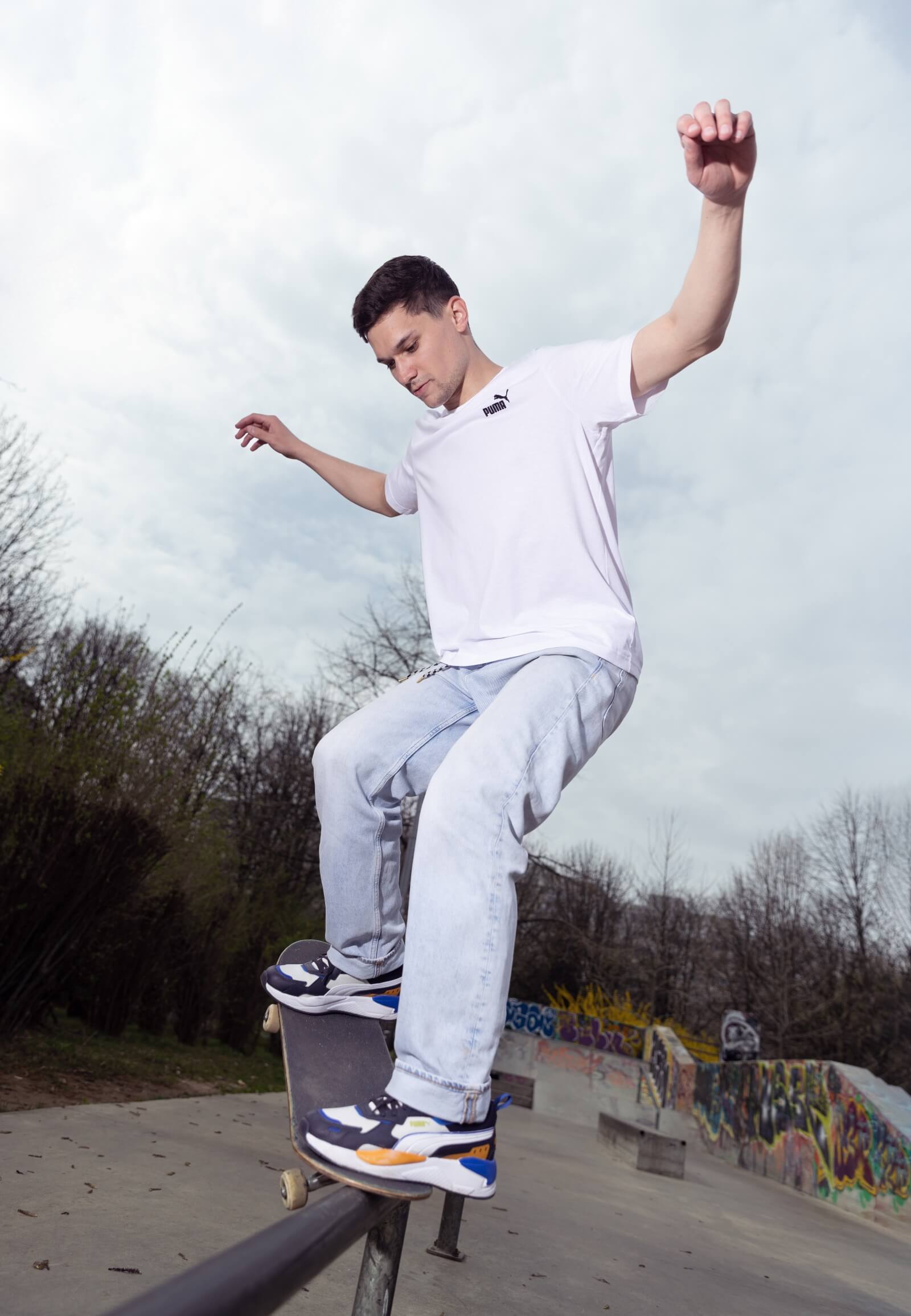 mvp-athletes-mihnea-groseanu-street-skateboarder-teacher-photo2